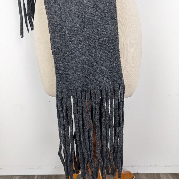 Lucky Brand Solid Brushed Grey Scarf - Picture 4 of 8